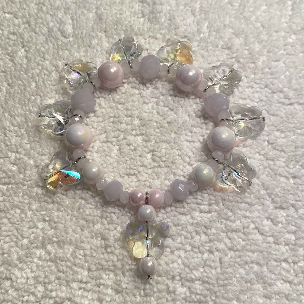 Hand made: crystal, butterfly 🦋 charm bracelet